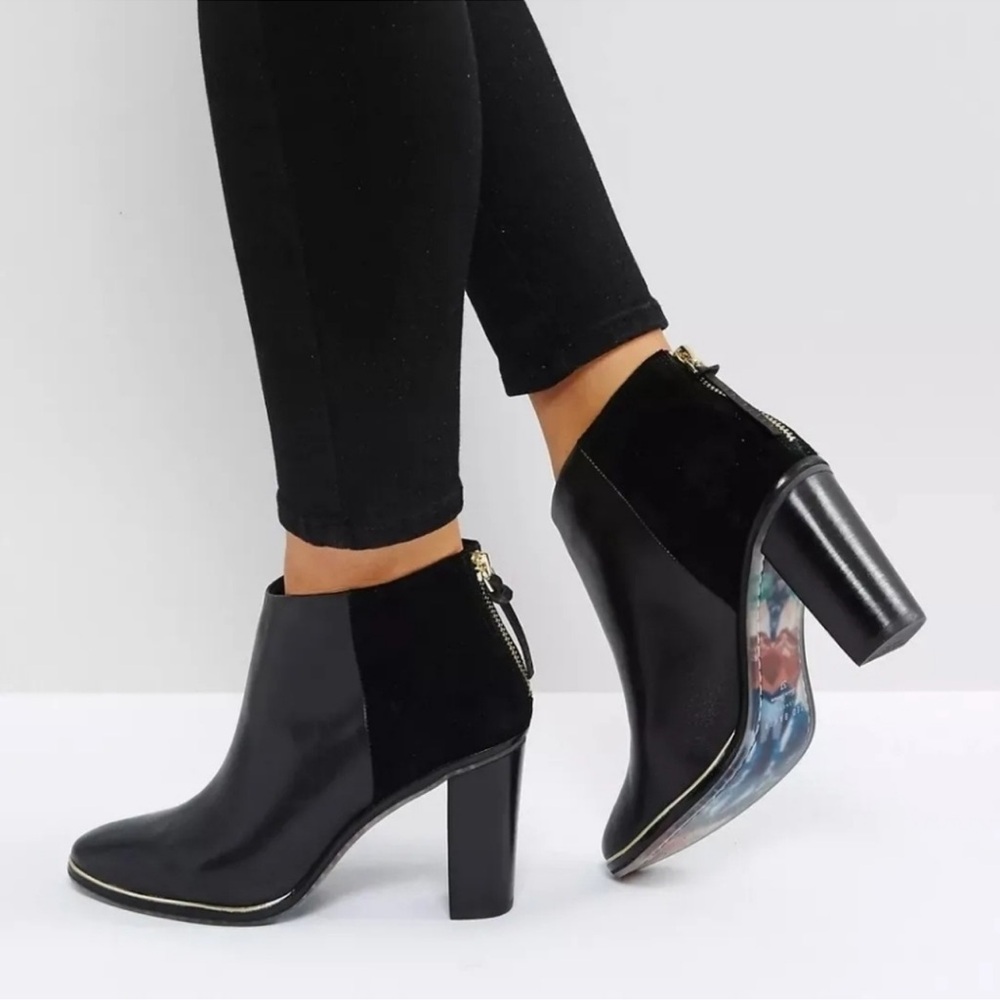 Ted Baker Women's Azaila Ankle Boot, Black, 10.5 Leather Good Condition